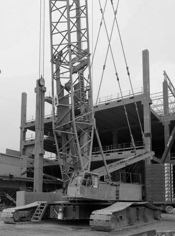 Liebherr LR1350-1 – crawler crane / Raupenkran - Kran guseničar: slika 1 Liebherr LR1350-1 – crawler crane / Raupenkran - Kran guseničar: slika 1