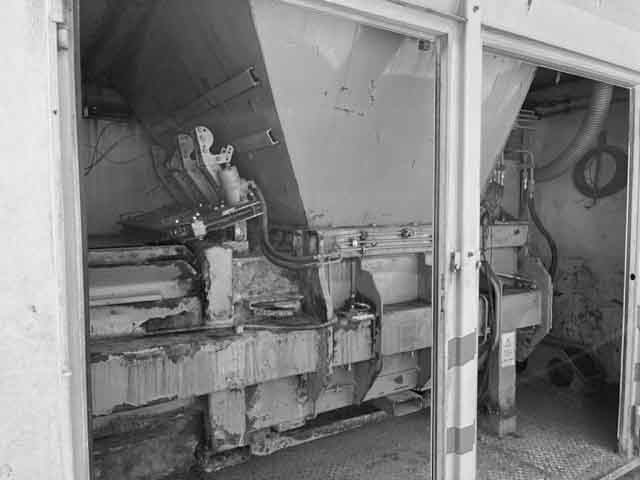 Presto-Pressen CC40V – Channel baling press / Kanalballenpresse - Mašinska alatka: slika 1 Presto-Pressen CC40V – Channel baling press / Kanalballenpresse - Mašinska alatka: slika 1