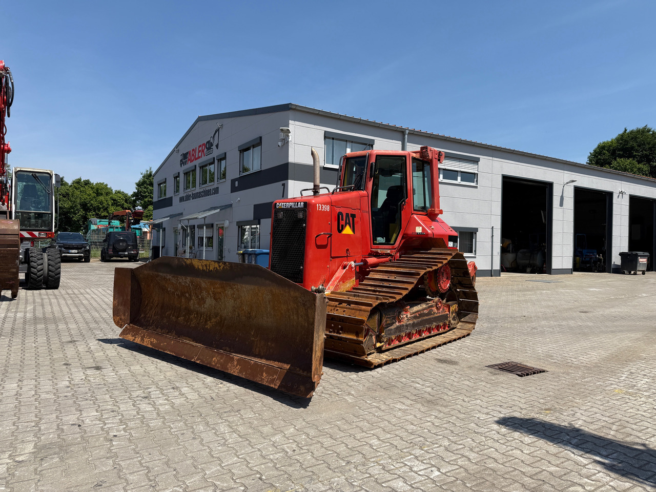 CATERPILLAR D5N FTC LGP Raupe mit 6-Wege + Heckaufreißer - Buldožer: slika 2 CATERPILLAR D5N FTC LGP Raupe mit 6-Wege + Heckaufreißer - Buldožer: slika 2