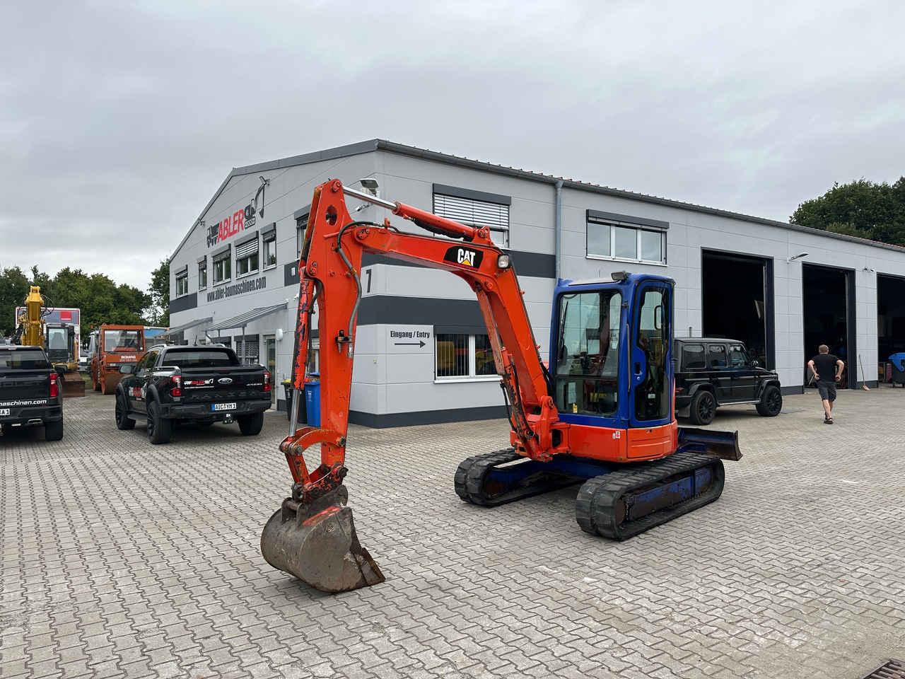 Caterpillar 305 CR Nullheck Minibagger MS03 - Mini bager: slika 2 Caterpillar 305 CR Nullheck Minibagger MS03 - Mini bager: slika 2