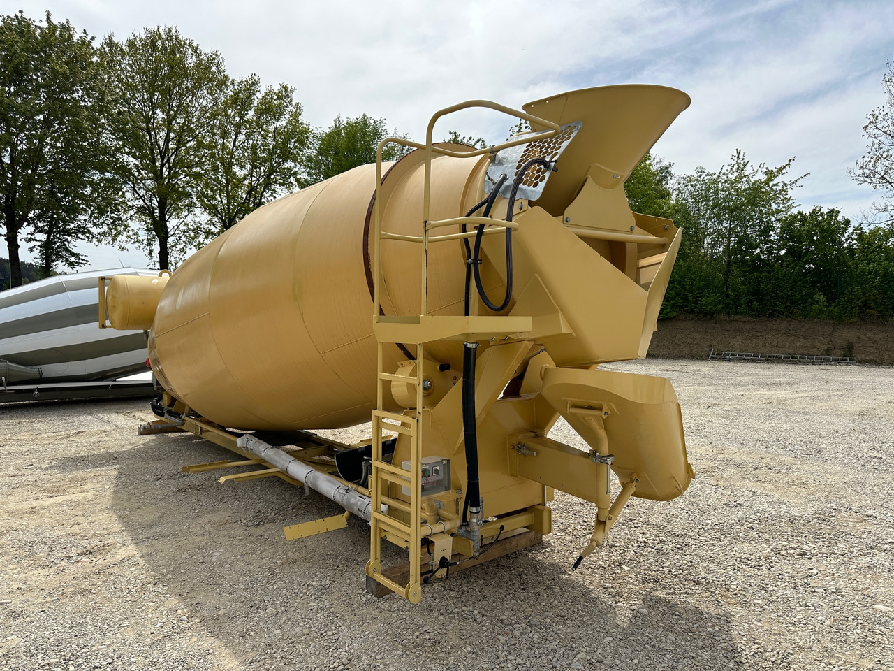 Liebherr HTM1204 Betonmischer Aufbau 12 m3 UNBENUTZT - Bubanj za mikser: slika 4 Liebherr HTM1204 Betonmischer Aufbau 12 m3 UNBENUTZT - Bubanj za mikser: slika 4