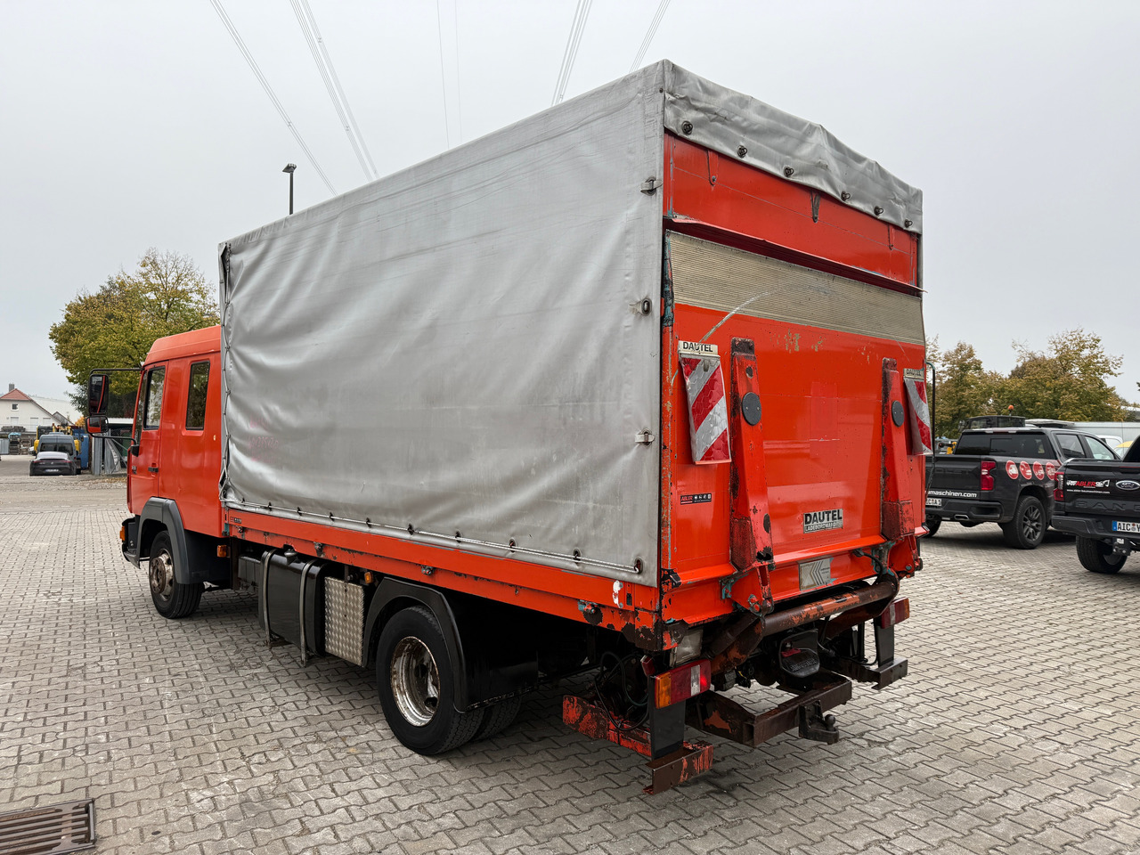 MAN 8.174 Pritsche+Plane+Ladebordwand DOKA L2000 - Kamion sa ceradom: slika 5 MAN 8.174 Pritsche+Plane+Ladebordwand DOKA L2000 - Kamion sa ceradom: slika 5