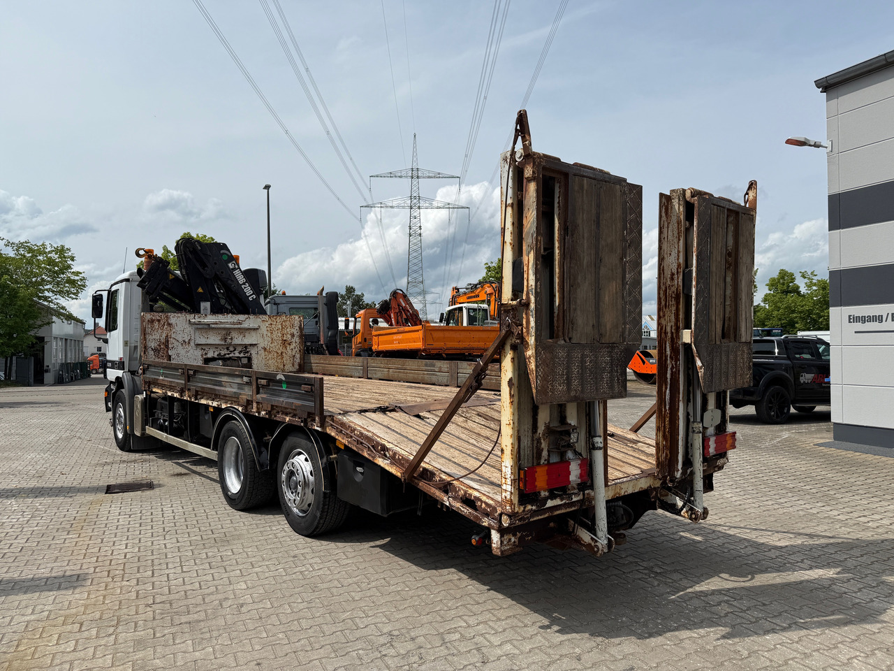 Mercedes-Benz 2535 Actros MP1 Baumaschinentransporter mit Kran und Rampen - Kamion za prevoz automobila, Kamion sa dizalicom: slika 5 Mercedes-Benz 2535 Actros MP1 Baumaschinentransporter mit Kran und Rampen - Kamion za prevoz automobila, Kamion sa dizalicom: slika 5