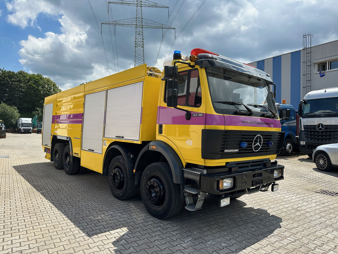Mercedes-Benz 3238 SK Löschfahrzeug Rosenbauer Wasser + Schaum 66m Wurfweite - Vatrogasni kamion: slika 3 Mercedes-Benz 3238 SK Löschfahrzeug Rosenbauer Wasser + Schaum 66m Wurfweite - Vatrogasni kamion: slika 3
