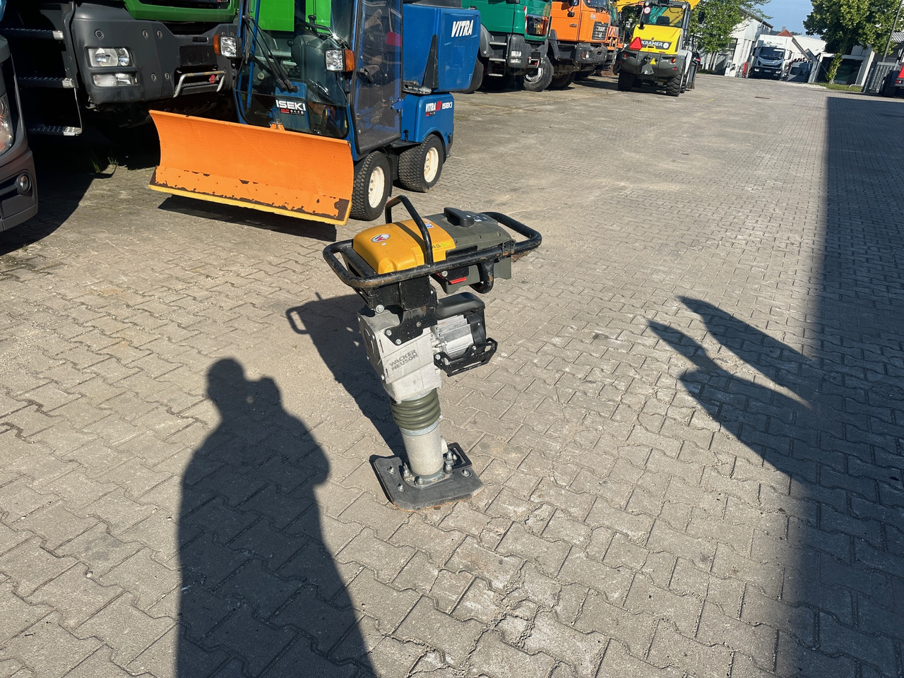 Wacker Neuson AS50E Rüttelstampfer Elektro AKKU! - Nabijač: slika 2 Wacker Neuson AS50E Rüttelstampfer Elektro AKKU! - Nabijač: slika 2