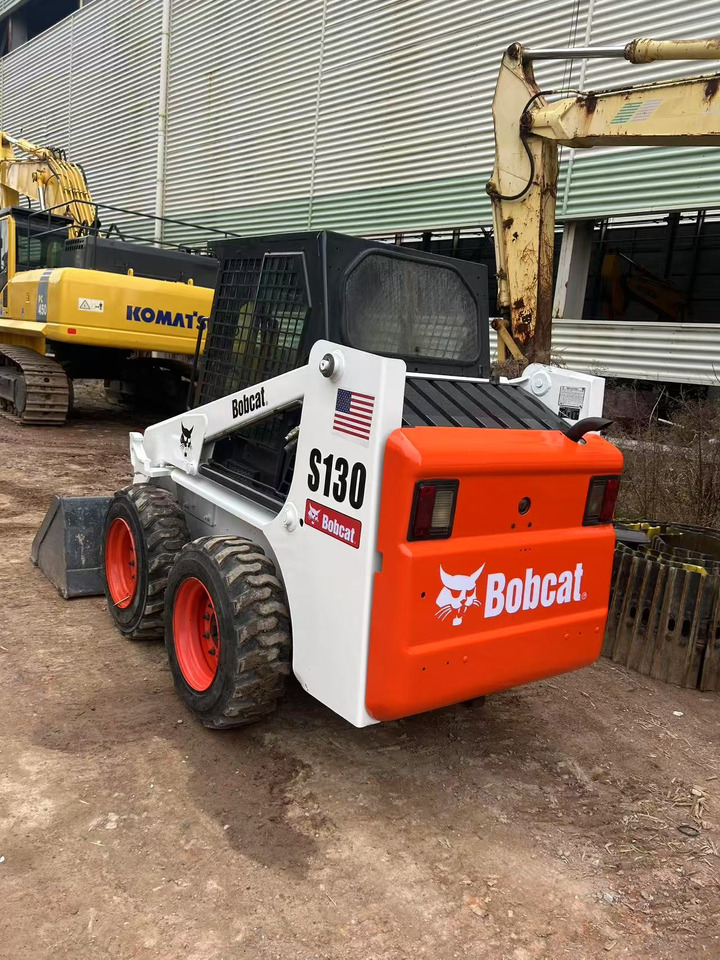 BOBCAT S130 - Mini utovarivač: slika 4 BOBCAT S130 - Mini utovarivač: slika 4