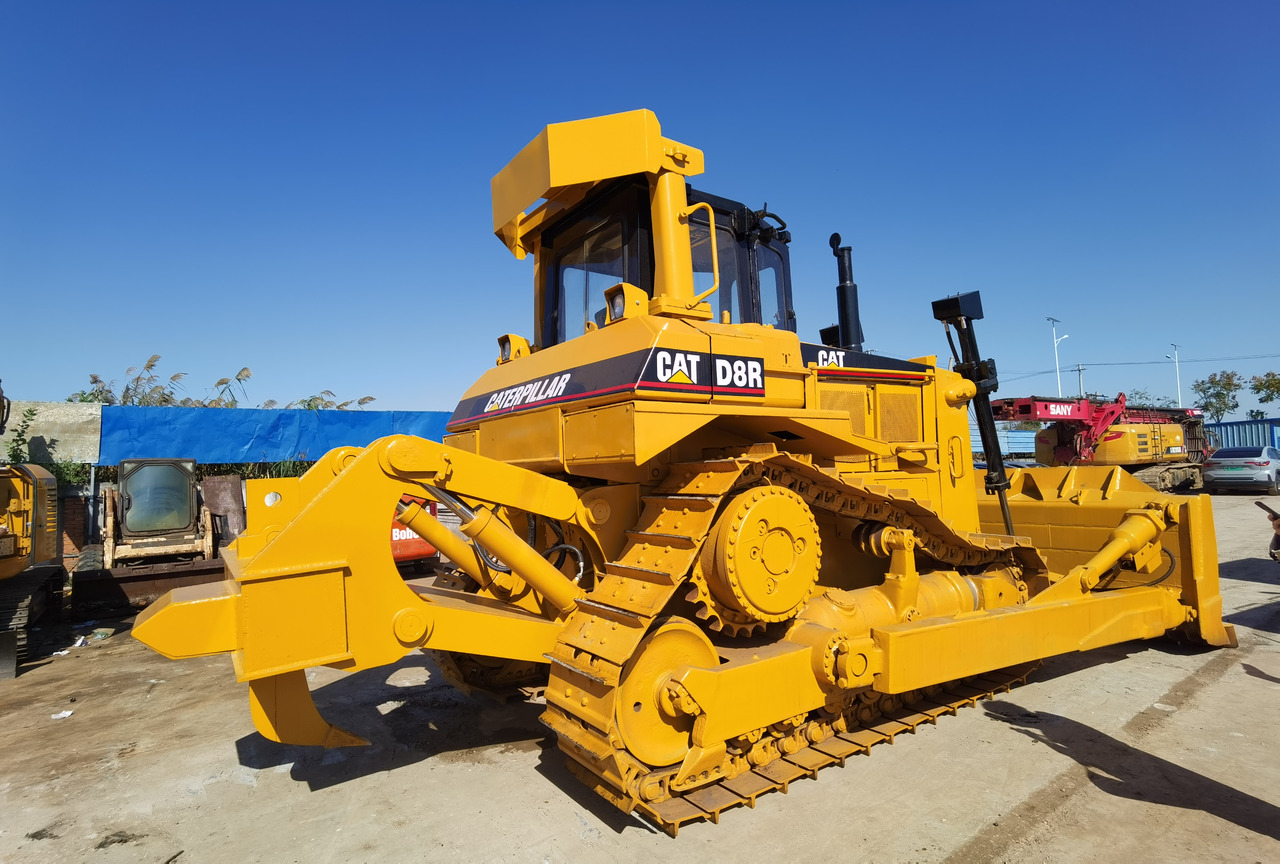 Caterpillar D8R - Buldožer: slika 1 Caterpillar D8R - Buldožer: slika 1