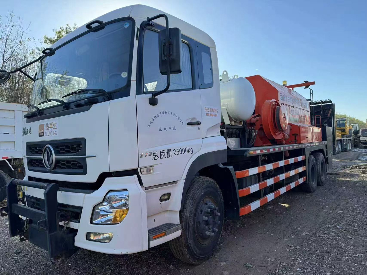 DongFeng DFL1250A12 - Električno komunalno vozilo: slika 1 DongFeng DFL1250A12 - Električno komunalno vozilo: slika 1