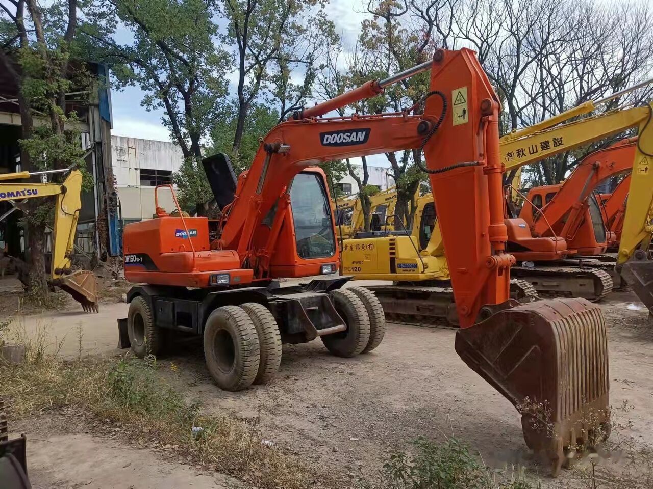 Doosan DH150W - Bager točkaš: slika 3 Doosan DH150W - Bager točkaš: slika 3