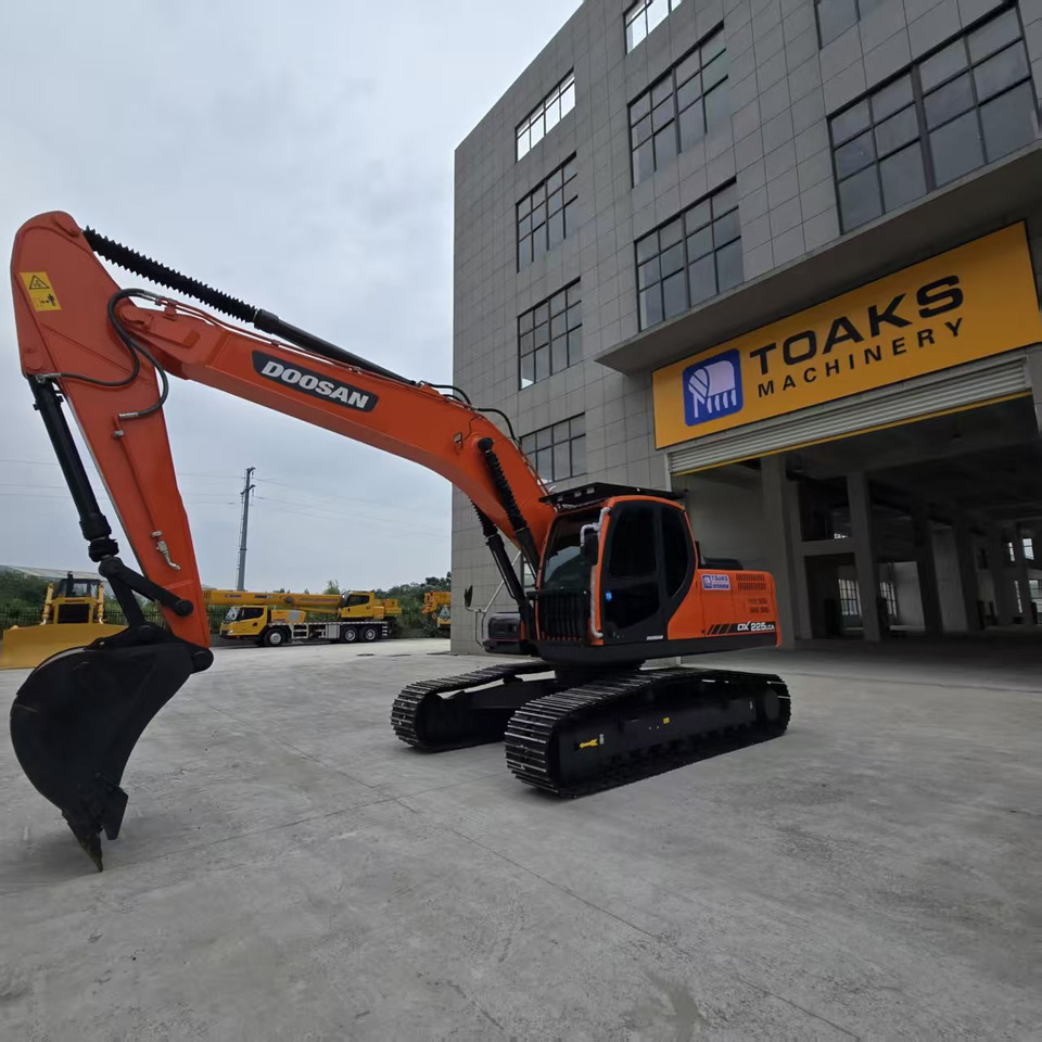 Doosan DX225 - Bager: slika 2 Doosan DX225 - Bager: slika 2