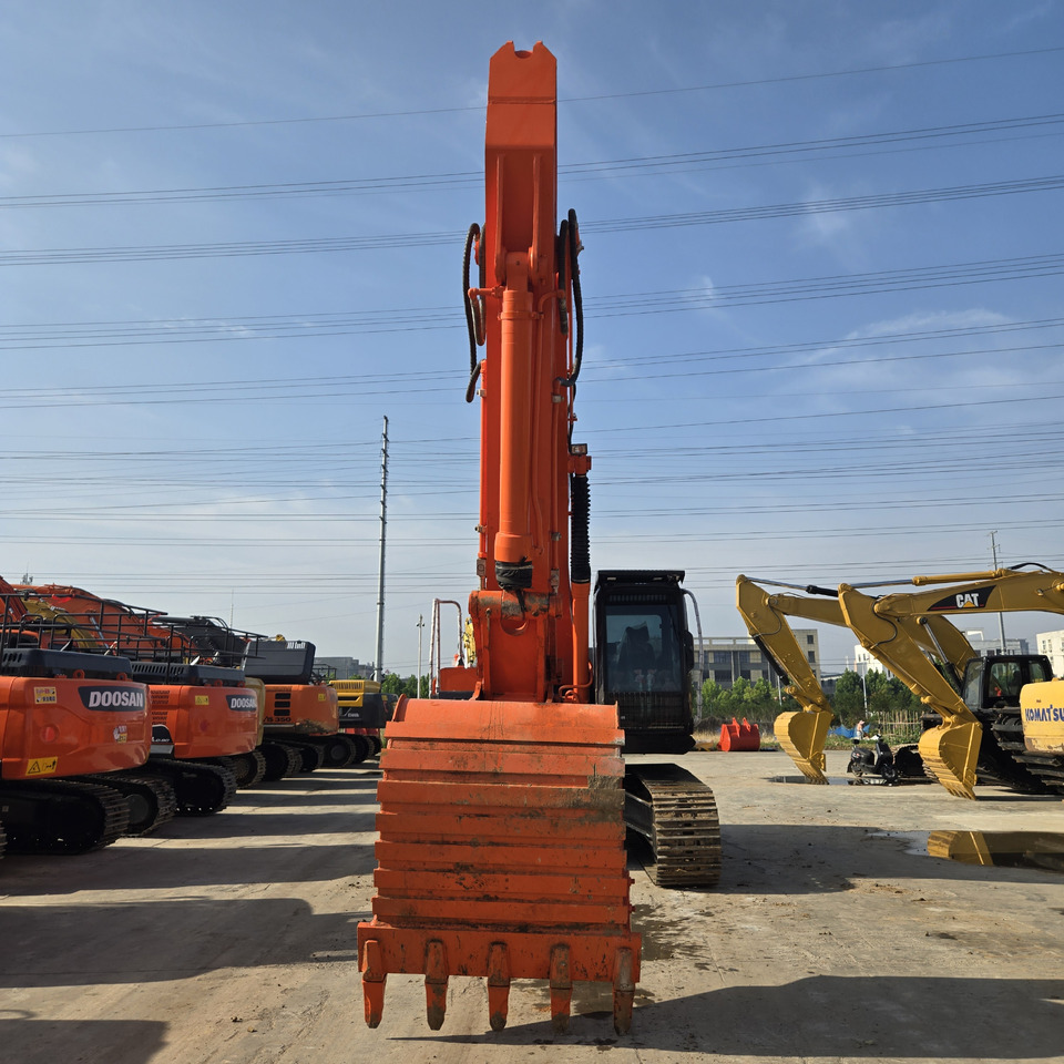 HITACHI ZX350 - Bager: slika 4 HITACHI ZX350 - Bager: slika 4