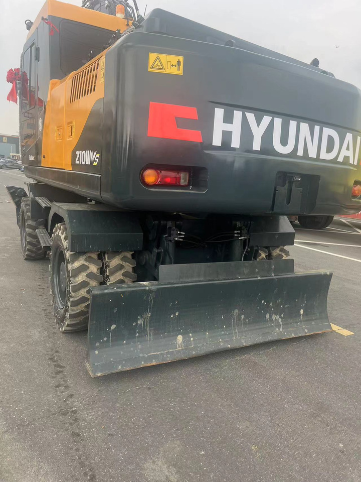 HYUNDAI R210W - Bager točkaš: slika 5 HYUNDAI R210W - Bager točkaš: slika 5