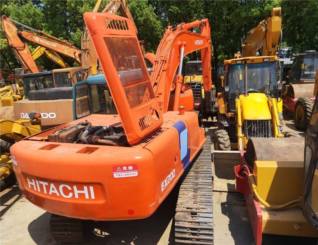 Hitachi EX 200 - Bager guseničar: slika 2 Hitachi EX 200 - Bager guseničar: slika 2