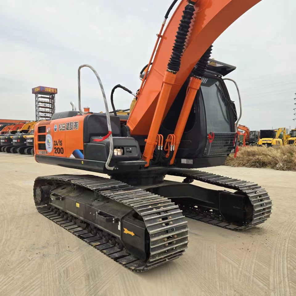 Hitachi ZX200 - Bager: slika 1 Hitachi ZX200 - Bager: slika 1