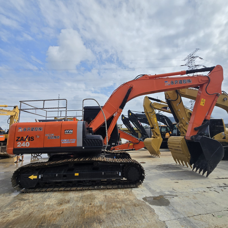 Hitachi ZX240 - Bager: slika 3 Hitachi ZX240 - Bager: slika 3