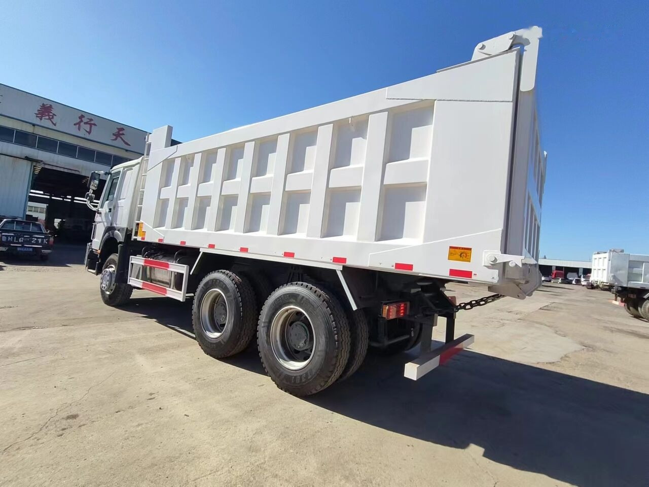 Howo - Istovarivač: slika 5 Howo - Istovarivač: slika 5