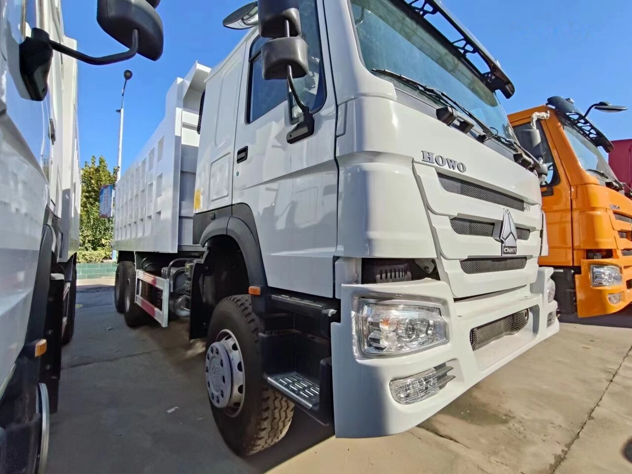 Howo New - Istovarivač: slika 4 Howo New - Istovarivač: slika 4
