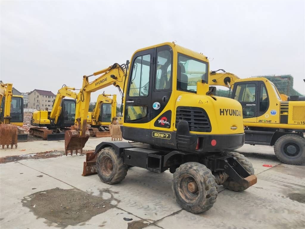 Hyundai Robex 60 W-7 - Bager točkaš: slika 3 Hyundai Robex 60 W-7 - Bager točkaš: slika 3