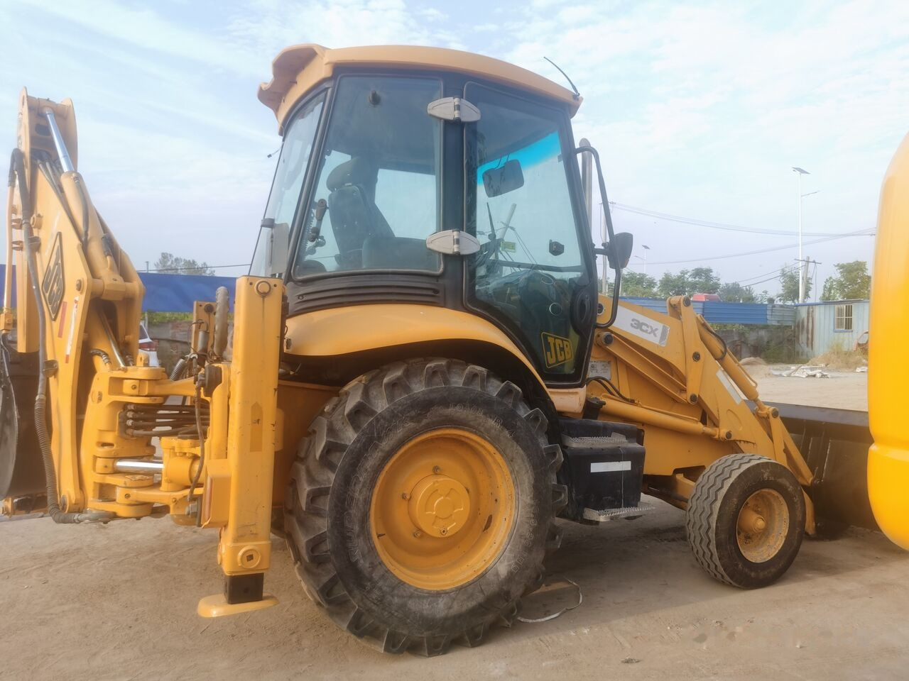 JCB 3CX - Bager utovarivač: slika 3 JCB 3CX - Bager utovarivač: slika 3
