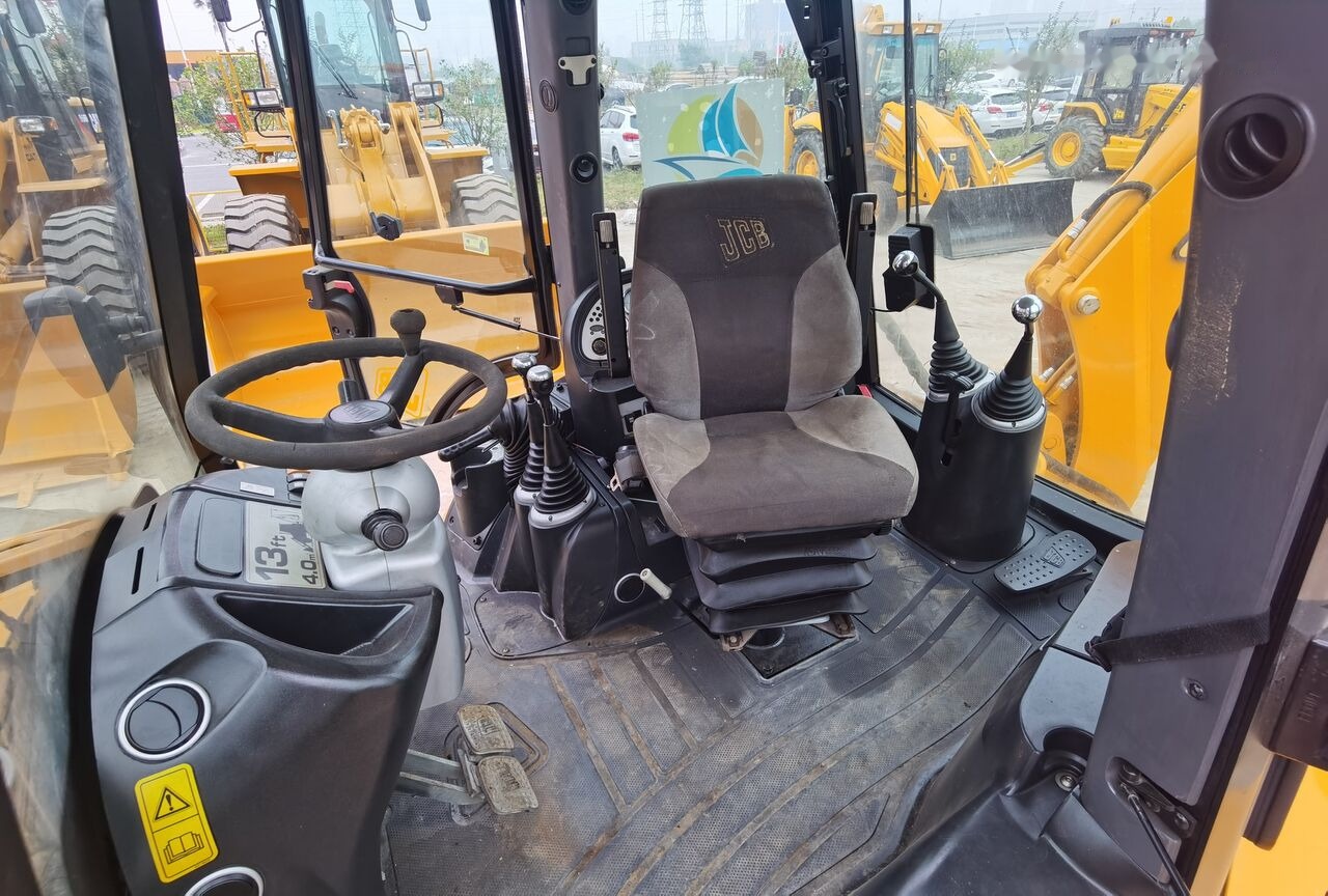 JCB 4CX - Bager utovarivač: slika 5 JCB 4CX - Bager utovarivač: slika 5
