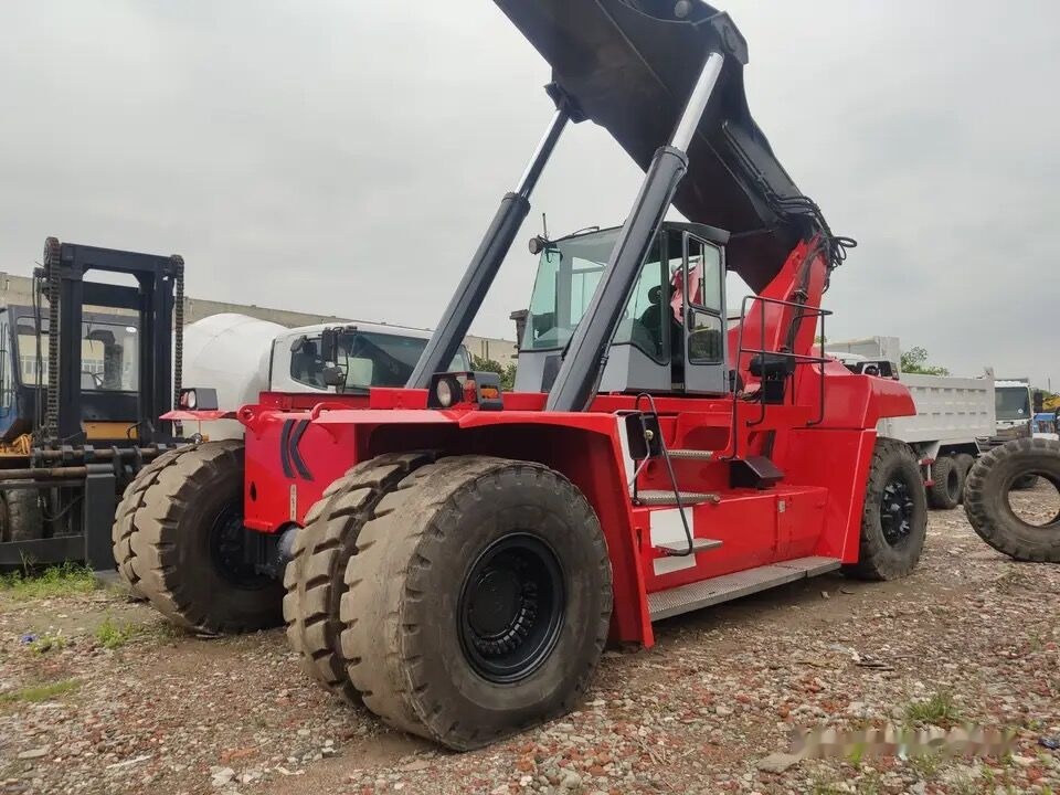 Dizalica za kontejnere Kalmar 45 tons reach stacker: slika 1