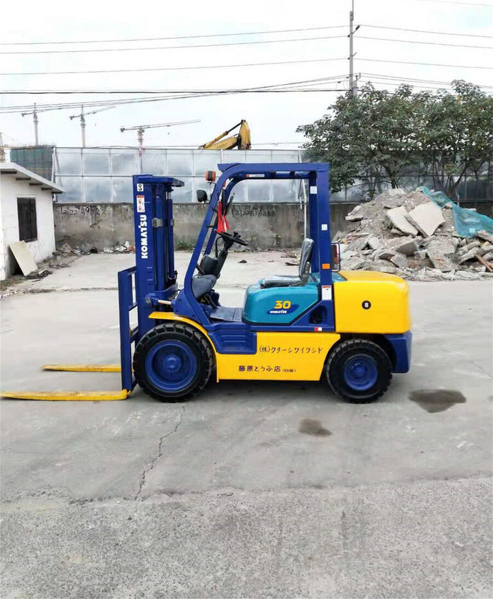 Komatsu FD30 - Dizel viljuškar: slika 1 Komatsu FD30 - Dizel viljuškar: slika 1
