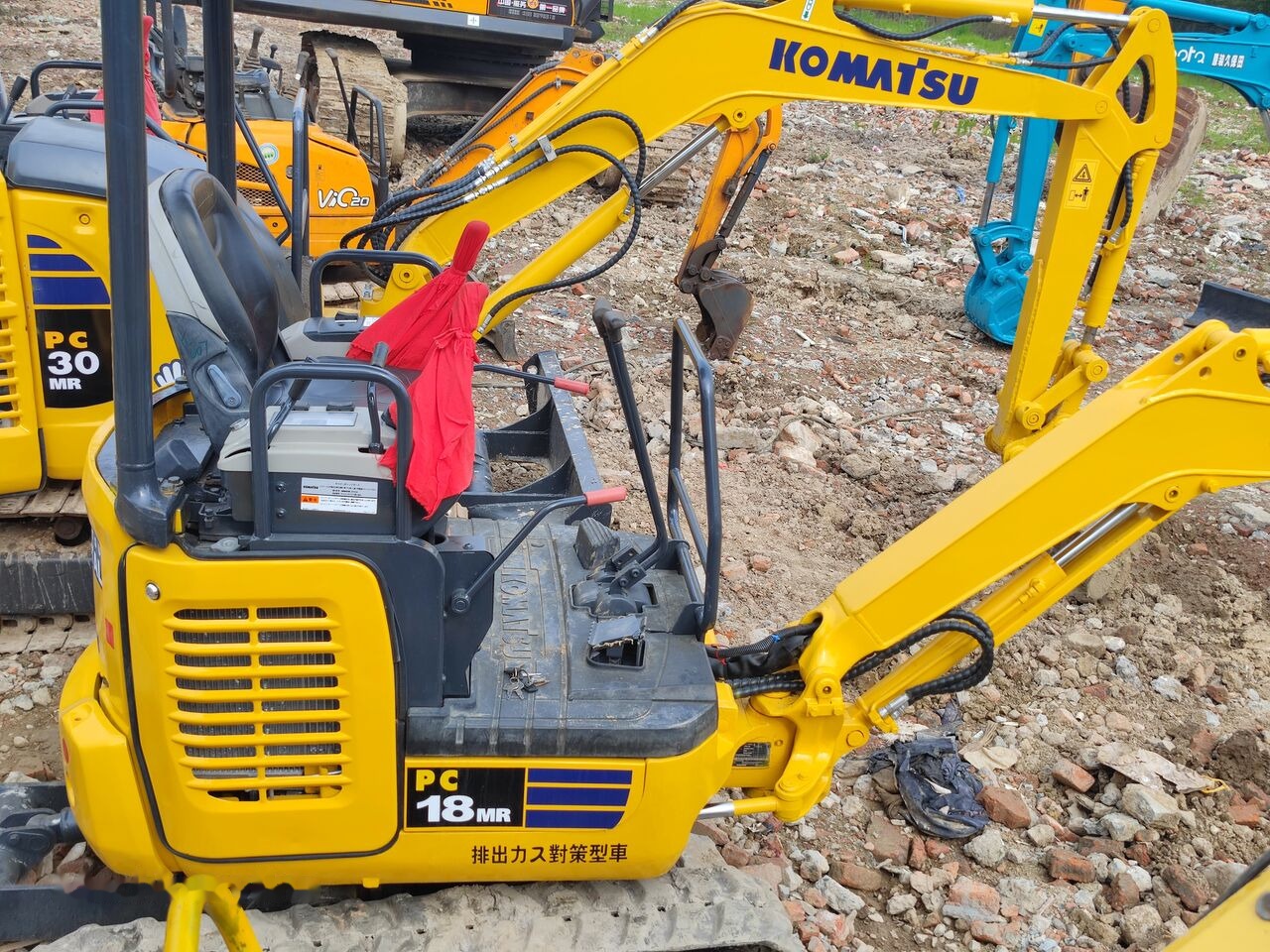 Komatsu PC18MR - Mini bager: slika 5 Komatsu PC18MR - Mini bager: slika 5