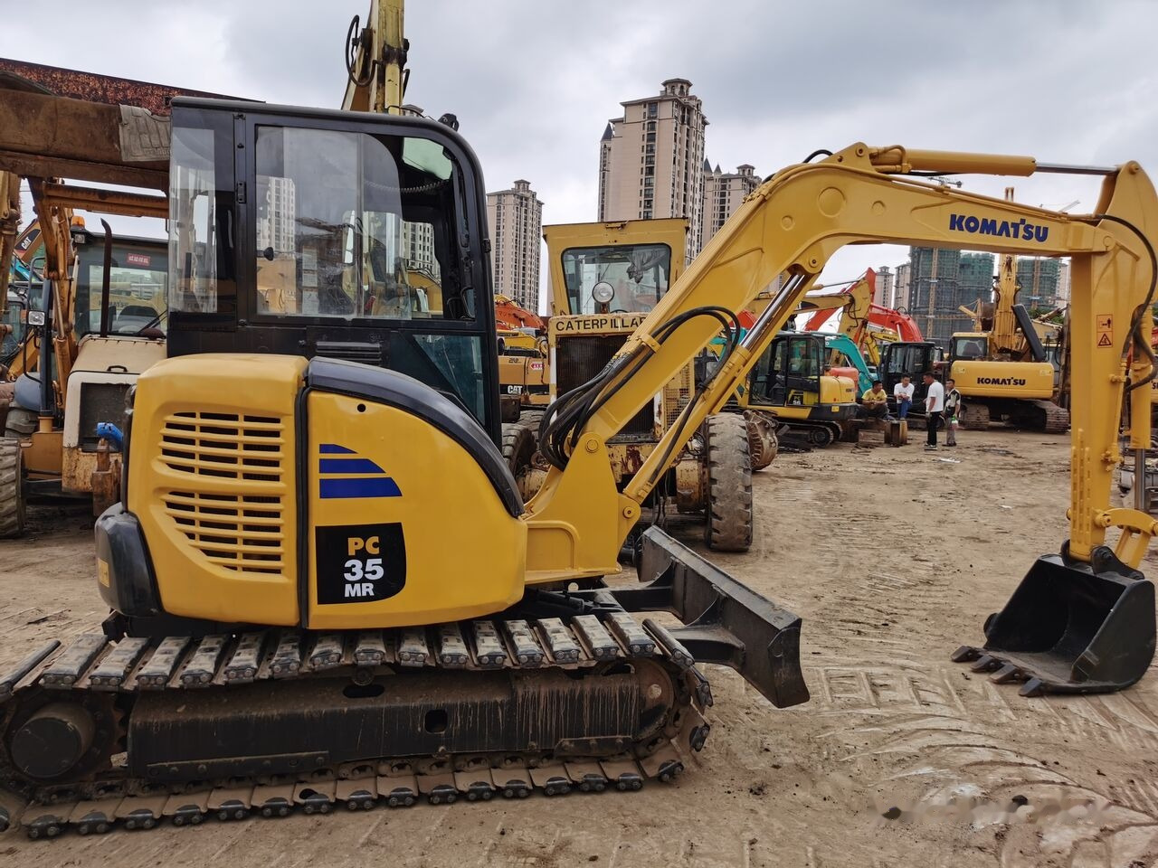Komatsu PC35MR - Mini bager: slika 2 Komatsu PC35MR - Mini bager: slika 2