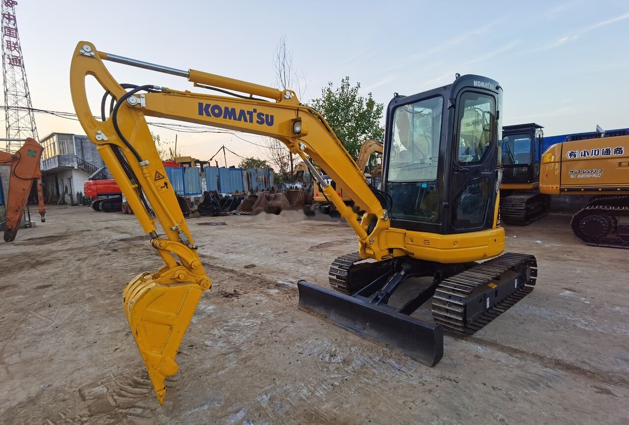 Komatsu PC35MR - Bager guseničar: slika 4 Komatsu PC35MR - Bager guseničar: slika 4