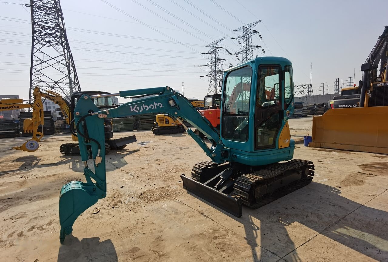 Kubota U30 - Mini bager: slika 2 Kubota U30 - Mini bager: slika 2