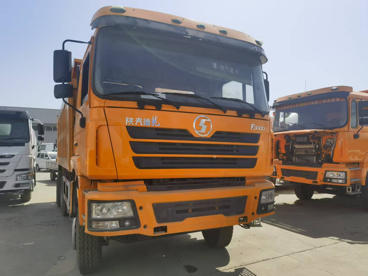 Shacman F3000 6*4 Dump truck - Istovarivač: slika 2 Shacman F3000 6*4 Dump truck - Istovarivač: slika 2