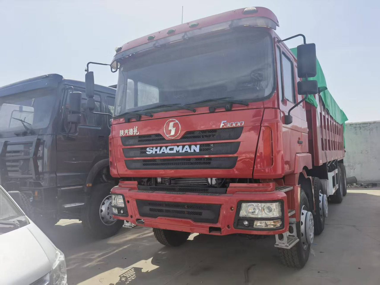 Shacman F3000 8*4 Dump truck - Istovarivač: slika 1 Shacman F3000 8*4 Dump truck - Istovarivač: slika 1