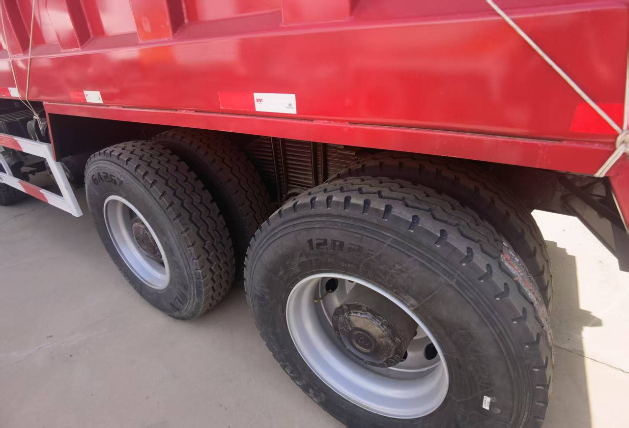 Shacman F3000 8*4 Dump truck - Istovarivač: slika 5 Shacman F3000 8*4 Dump truck - Istovarivač: slika 5