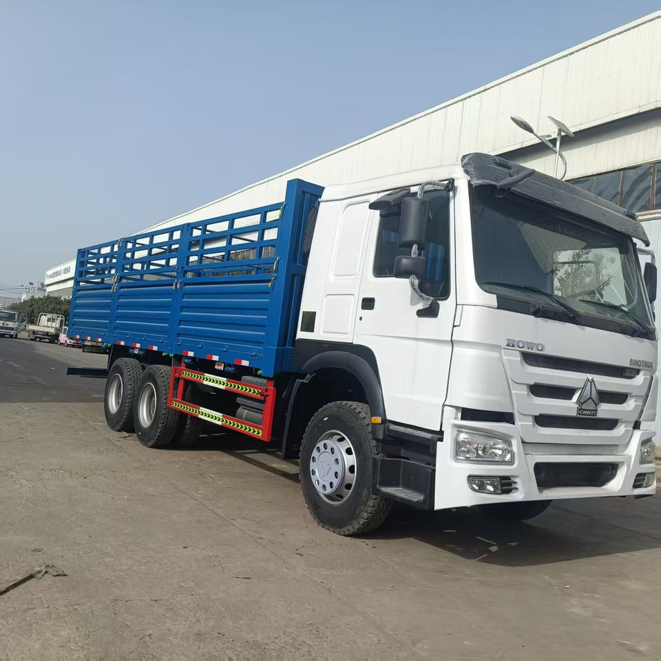 Sinotruk HOWO 371 6*4 Fence truck - Kamion sa tovarnim sandukom: slika 3 Sinotruk HOWO 371 6*4 Fence truck - Kamion sa tovarnim sandukom: slika 3