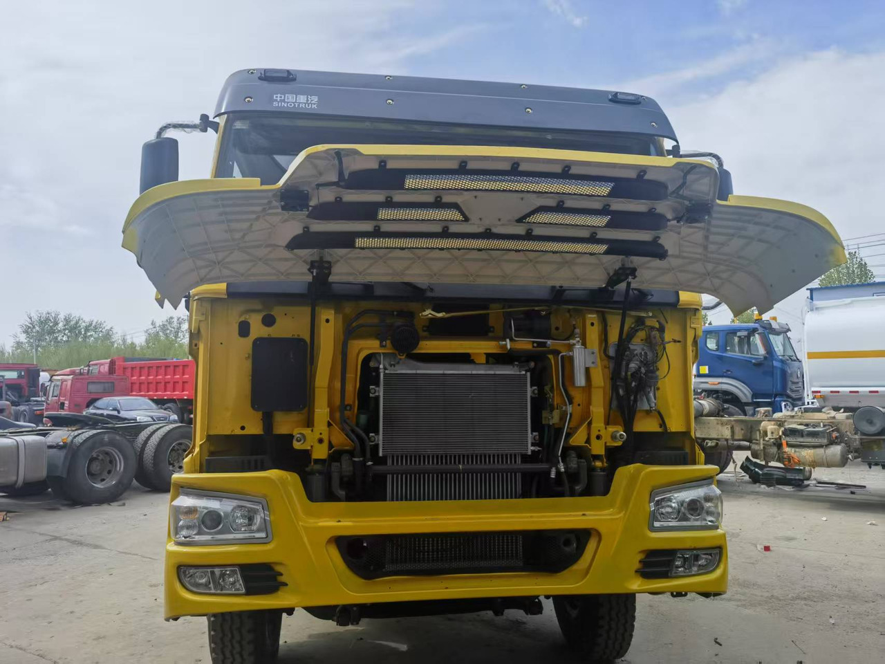 Sinotruk HOWO 371 Dump truck - Istovarivač: slika 2 Sinotruk HOWO 371 Dump truck - Istovarivač: slika 2
