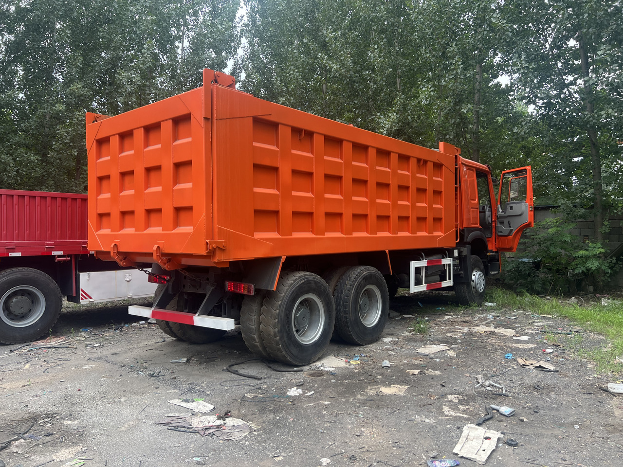Sinotruk HOWO 371 - Mini kiper: slika 4 Sinotruk HOWO 371 - Mini kiper: slika 4