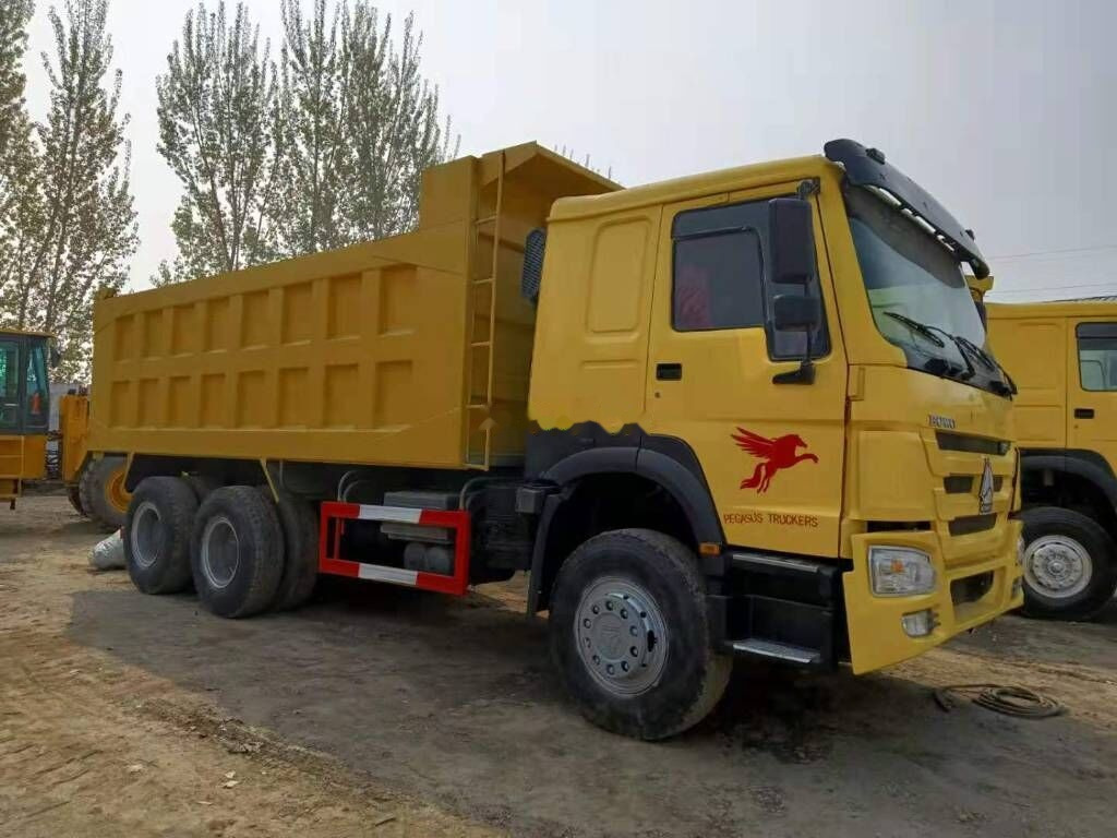 Sinotruk HOWO 6*4 Dump truck - Istovarivač: slika 1 Sinotruk HOWO 6*4 Dump truck - Istovarivač: slika 1