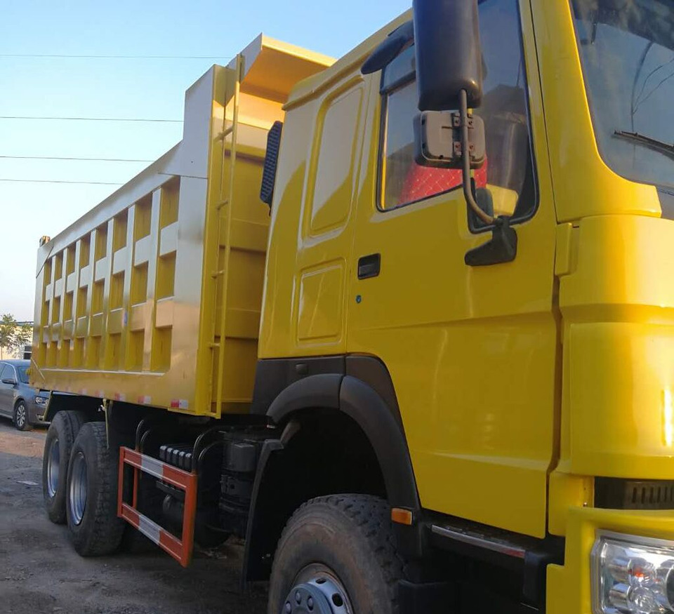 Sinotruk HOWO 6*4 Dump turck - Istovarivač: slika 3 Sinotruk HOWO 6*4 Dump turck - Istovarivač: slika 3