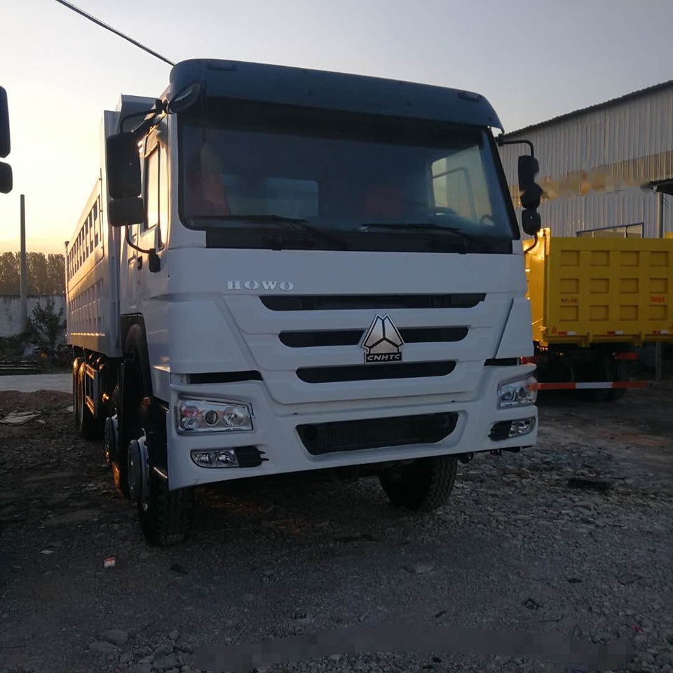 Sinotruk HOWO 8*4 dump truck - Mini kiper: slika 1 Sinotruk HOWO 8*4 dump truck - Mini kiper: slika 1