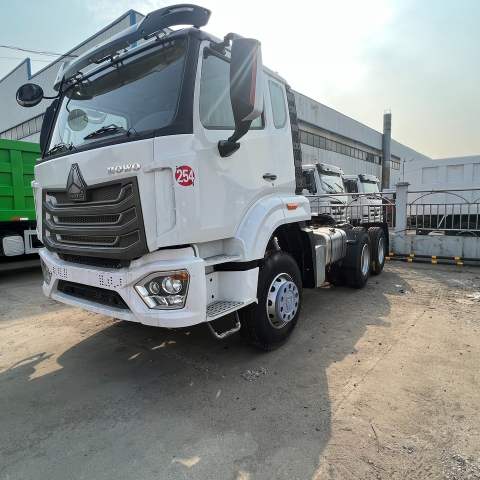 Sinotruk HOHAN 6*4 Tractor - Tegljač: slika 4 Sinotruk HOHAN 6*4 Tractor - Tegljač: slika 4