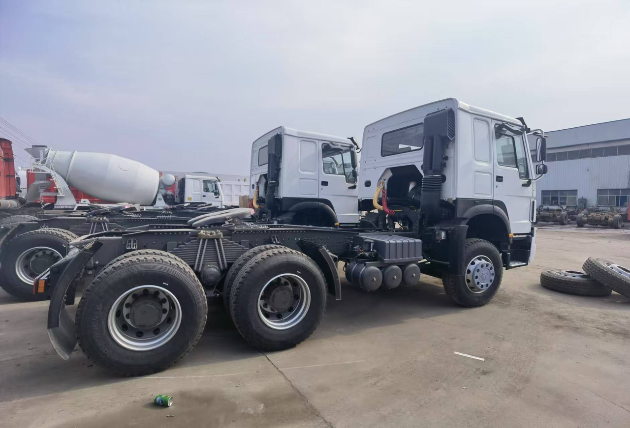 Tegljač Sinotruk HOWO 371 Tractor: slika 7