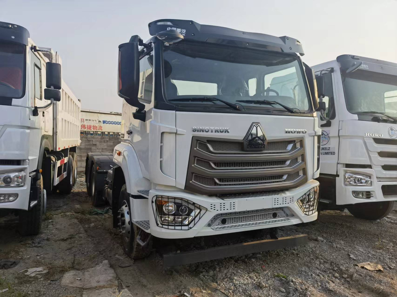 Sinotruk HOWO 6*4 Tractor - Tegljač: slika 3 Sinotruk HOWO 6*4 Tractor - Tegljač: slika 3