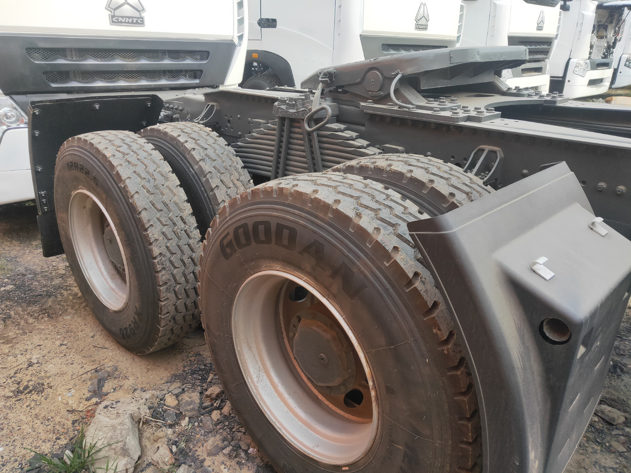 Tegljač Sinotruk HOWO A7 6*4 Tractor: slika 12