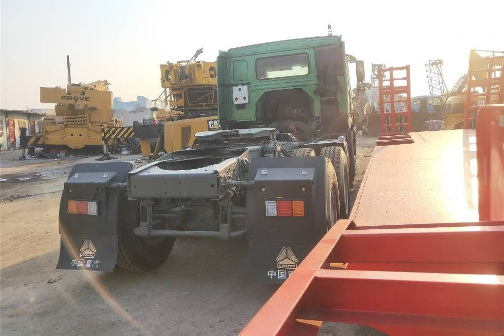 Sinotruk Howo A7 - Tegljač: slika 5 Sinotruk Howo A7 - Tegljač: slika 5