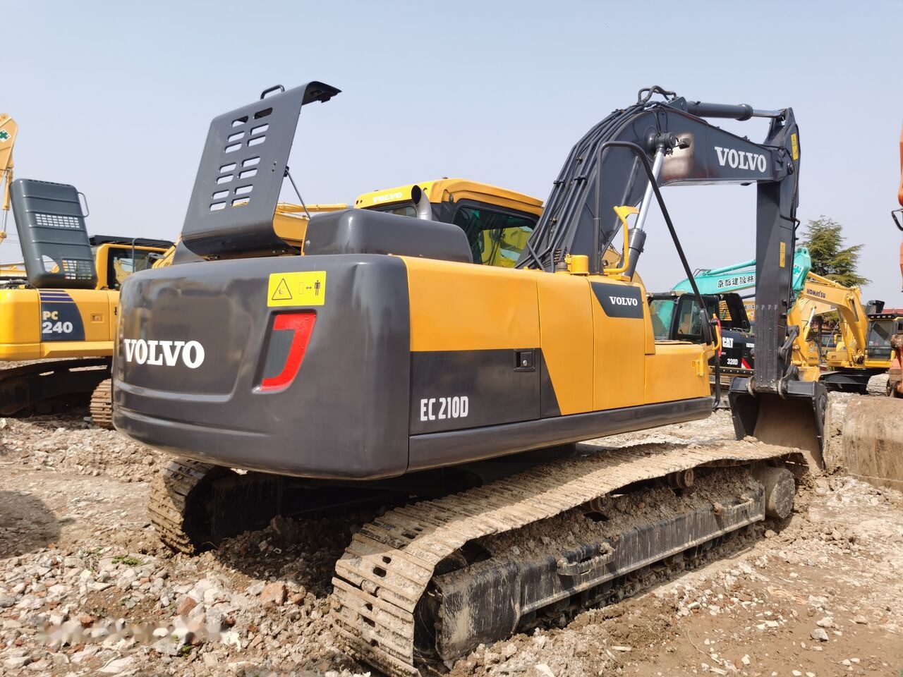 Volvo EC210D - Bager guseničar: slika 2 Volvo EC210D - Bager guseničar: slika 2
