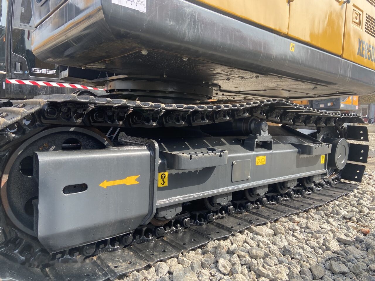 XCMG XE85DA - Bager guseničar: slika 2 XCMG XE85DA - Bager guseničar: slika 2