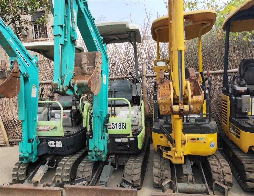 Yanmar Vio 17 - Mini bager: slika 1 Yanmar Vio 17 - Mini bager: slika 1