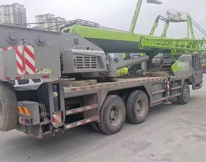 Zoomlion ZTC250-1 - Pokretni kran: slika 3 Zoomlion ZTC250-1 - Pokretni kran: slika 3