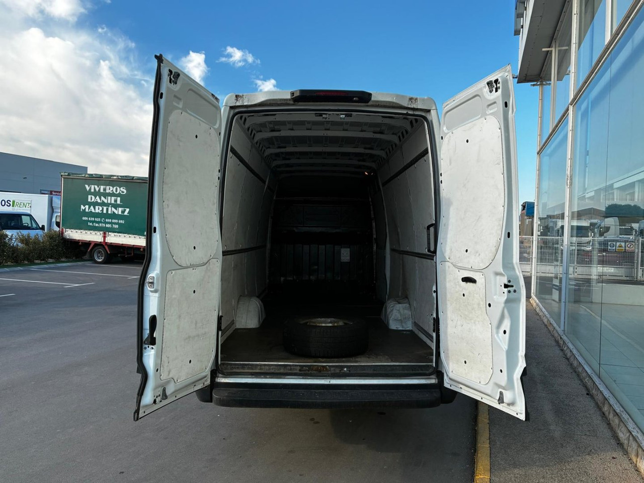 Furgón IVECO 35S14 16m3 - Furgon: slika 5 Furgón IVECO 35S14 16m3 - Furgon: slika 5