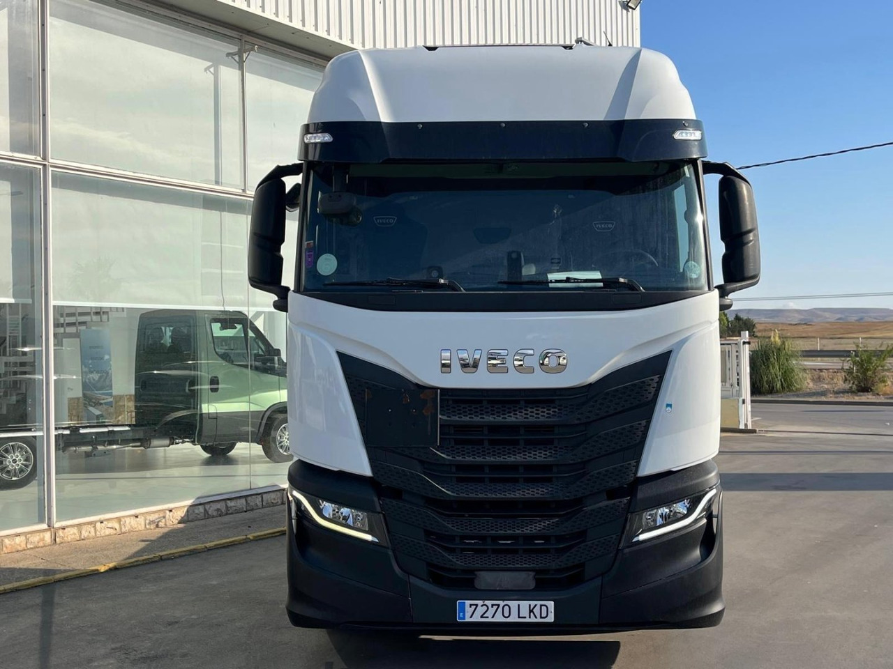 Cabeza Tractora IVECO 460 AUTOMATICO CON INTARDER - Tegljač: slika 2 Cabeza Tractora IVECO 460 AUTOMATICO CON INTARDER - Tegljač: slika 2